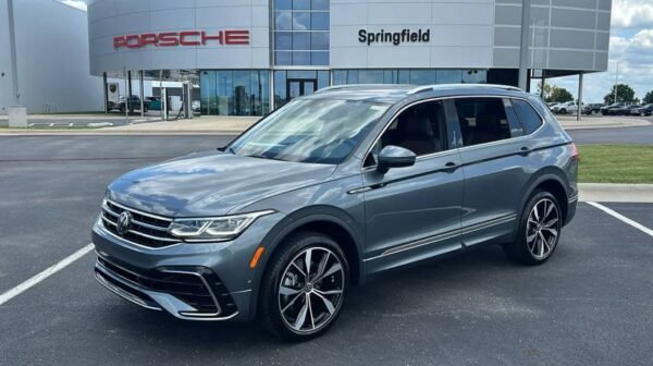 New 2024 Volkswagen Tiguan SEL R-Line 4MOTION