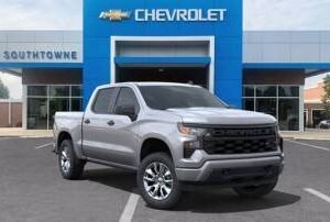 New 2024 Chevrolet Silverado 1500 Custom Crew Cab Short Bed 4WD