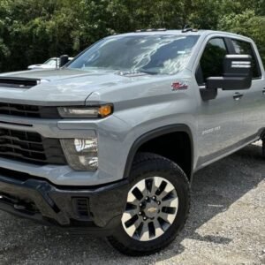 New 2024 Chevrolet Silverado 2500HD Custom Crew Cab Standard Bed 4WD