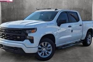 New 2024 Chevrolet Silverado 1500 Custom Crew Cab Short Bed 2WD