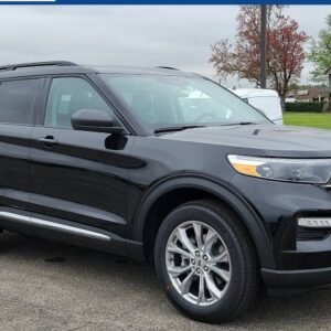 New 2024 Ford Explorer XLT 4WD