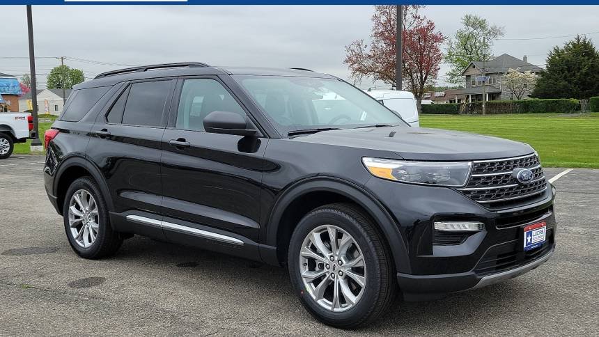 New 2024 Ford Explorer XLT 4WD