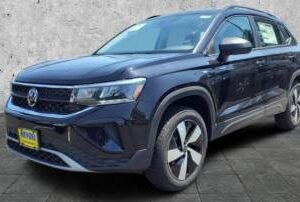 New 2024 Volkswagen Taos S 4MOTION