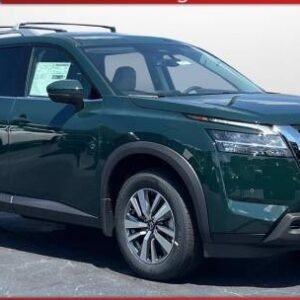 New 2024 Nissan Pathfinder SL FWD