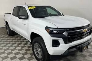 New 2024 Chevrolet Colorado LT Crew Cab Short Box 4WD