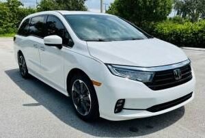 New 2024 Honda Odyssey Elite