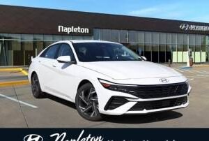 New 2024 Hyundai Elantra SEL IVT