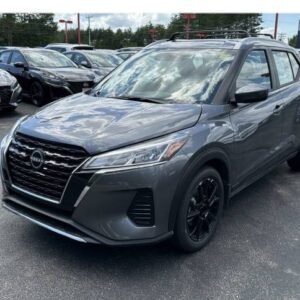 New 2024 Nissan Kicks SV