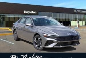 New 2024 Hyundai Elantra SEL IVT