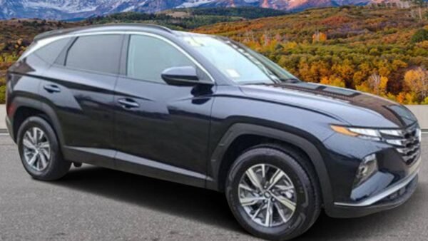 New 2024 Hyundai Tucson Hybrid Blue AWD
