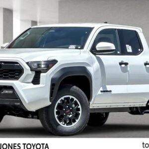 New 2024 Toyota Tacoma TRD Off Road Double Cab 6' Bed 4WD Automatic