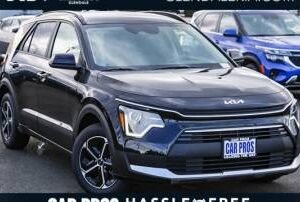 New 2024 Kia Niro Hybrid LX