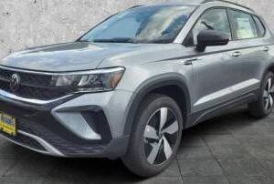 New 2024 Volkswagen Taos S 4MOTION