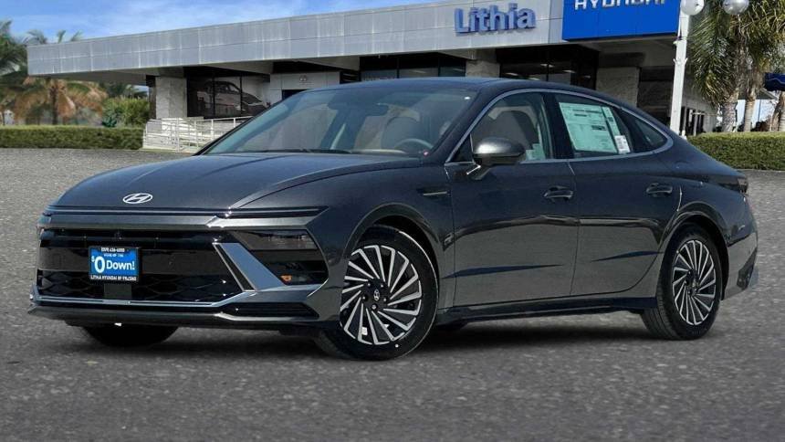 New 2024 Hyundai Sonata Hybrid Limited FWD