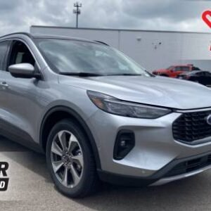 New 2024 Ford Escape Platinum AWD