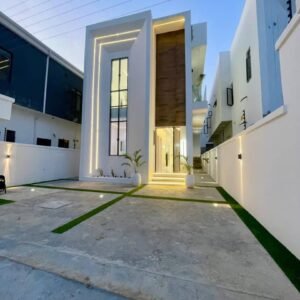 Hot Deals 🔥🔥🔥 LUXURY 4 BED DETACHED SMART HOME IN LEKKI