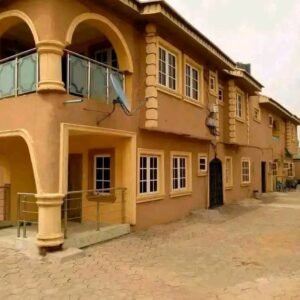 Hot Deal🔥🔥🔥 5-bedroom flats in Abule Egba, Lagos